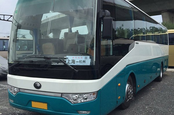 豪华VIP大巴 33座   2+1航空座椅